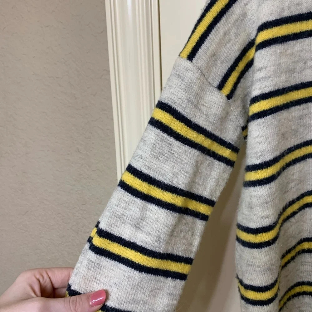 Romeo + Juliet Couture Striped Sweater - Picture 3 of 7